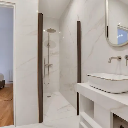 Beautiful 2br In Center Of * Paris