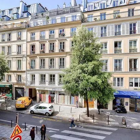 Beautiful 2br In Center Of Apartment