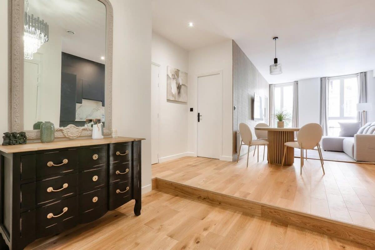 Beautiful 2br In Center Of Appartamento