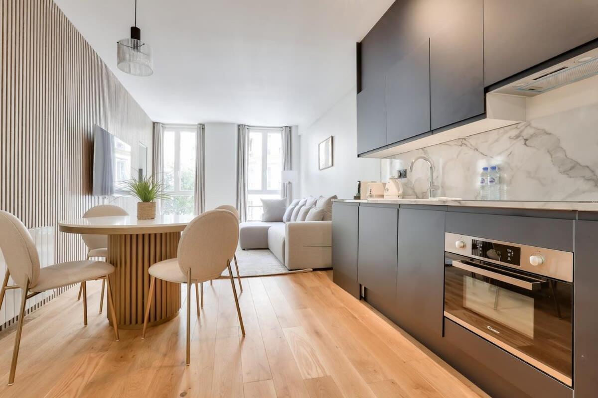 Beautiful 2br In Center Of Appartamento Parigi