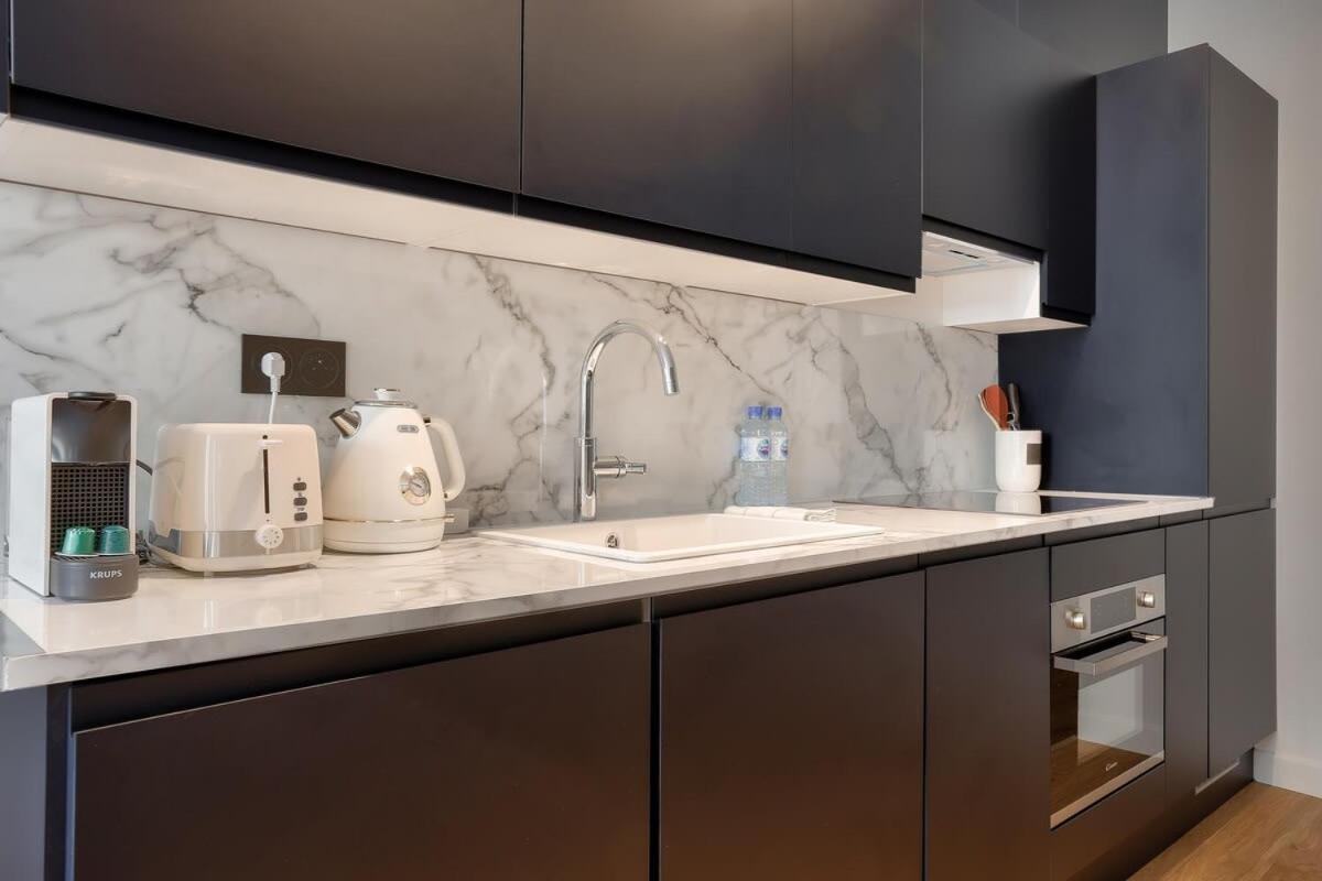 Beautiful 2br In Center Of Appartamento Parigi